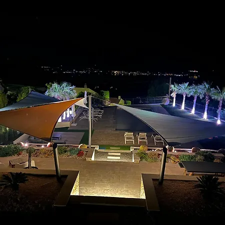 5 Bds Breathtaking Views Large Pool Jacuzzi *